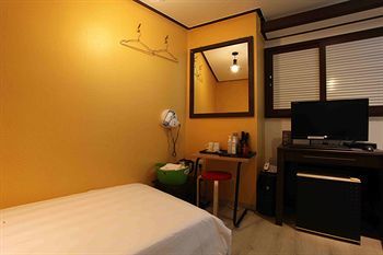 Hotel Sarangbang Yongsan