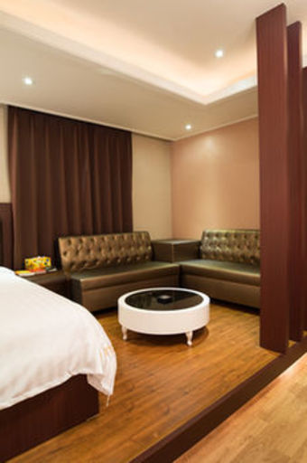 Pungnam Tourist Hotel