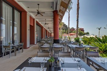 Monte Carlo Bay Hotel And Resort