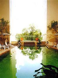 Hotel Maya