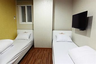 Hotel Chloe Guest House