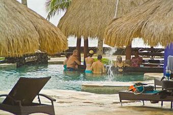 Apartamento Coconuts Beach Club & Resort