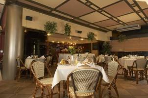 Roosevelt Hotel And Suites