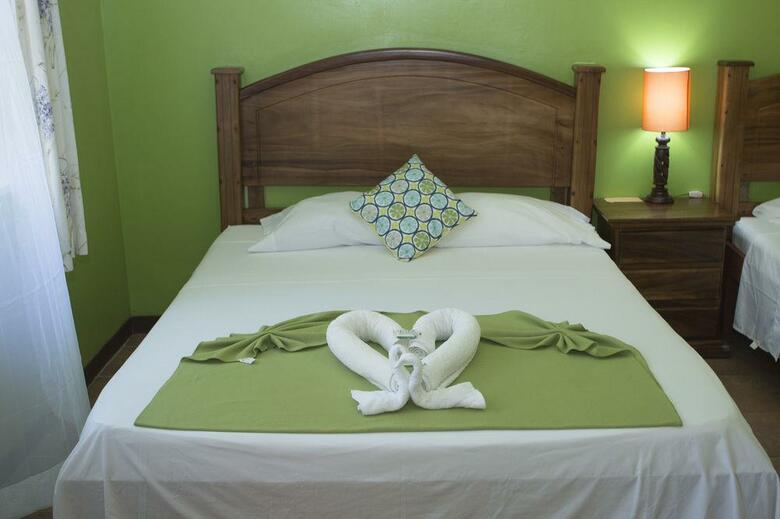 Posada Caribbean Paradise Eco-lodge