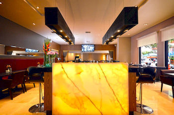 Golden Tulip Suites Dubai