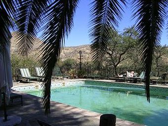 Posada D�sternbrook Safari Guest Farm