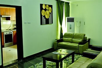 Aparthotel Aes Luxury Apartments