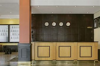 Hotel Le Meridien Ogeyi Place