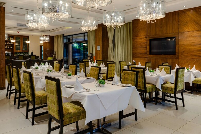 Protea Hotel By Marriott Benin City Select Emotan