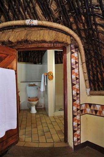 Posada Lesedi Cultural Village