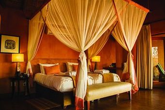 Posada Rhulani Safari Lodge