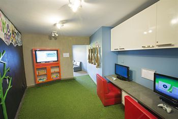 Burgundy Luxury Apartments
