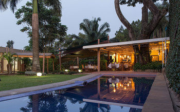 Hotel Humura Resort