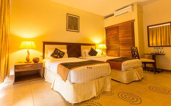 Hotel Humura Resort