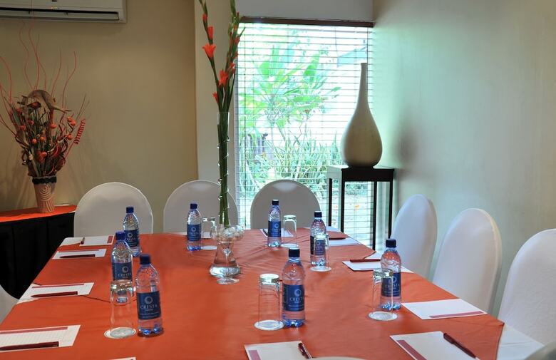 Hotel Cresta Thapama