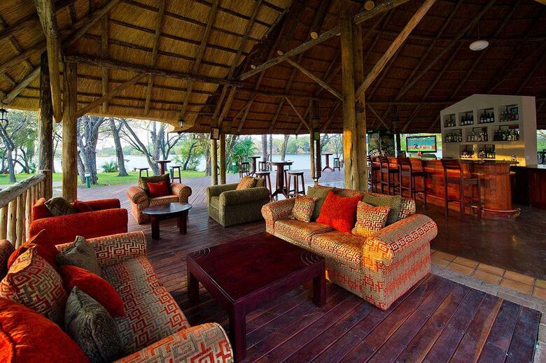 Hotel A'zambezi River Lodge