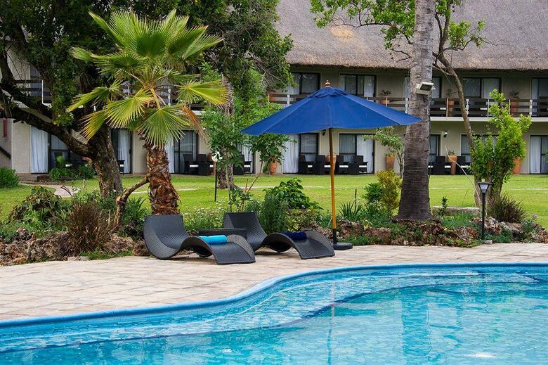 Hotel A'zambezi River Lodge
