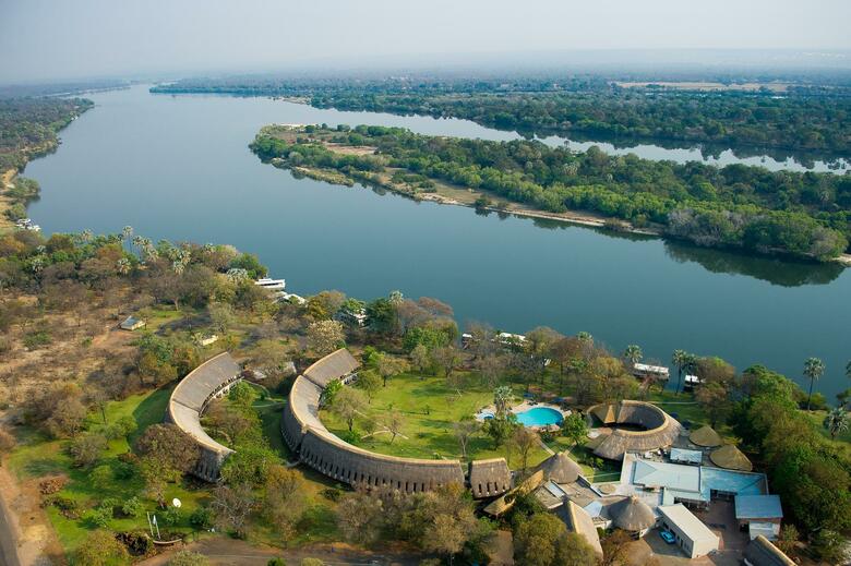 Hotel A'zambezi River Lodge