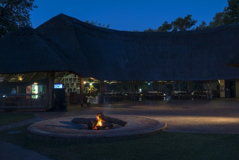 Hotel A'zambezi River Lodge