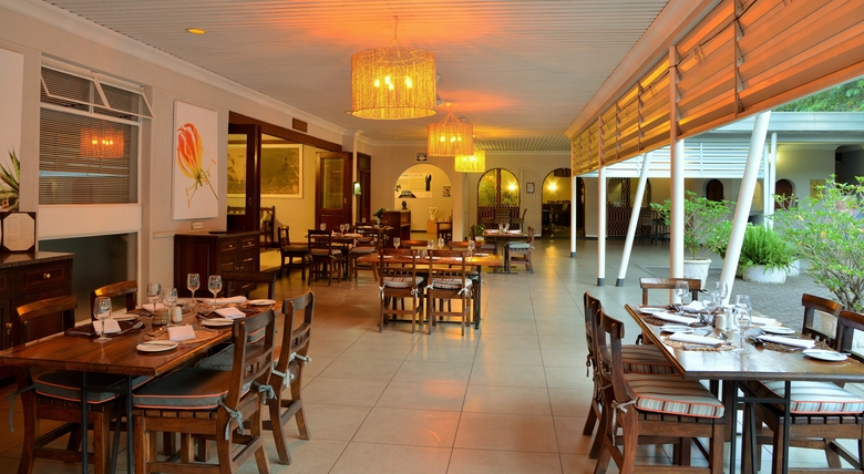 Hotel Cresta Sprayview