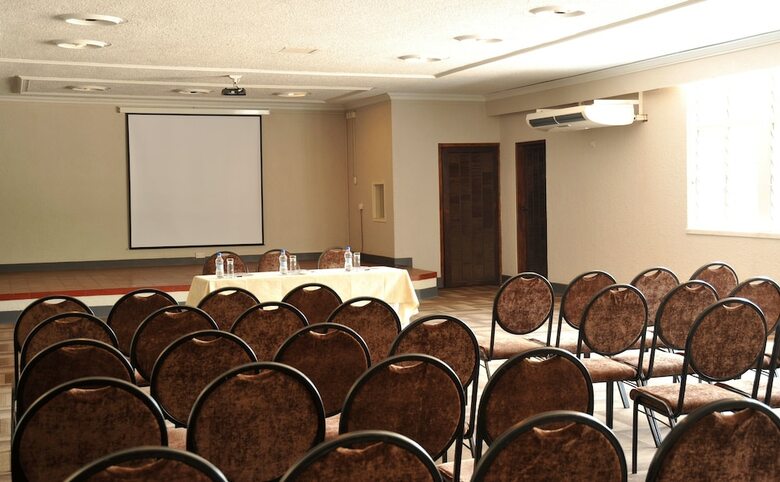 Hotel Cresta Sprayview