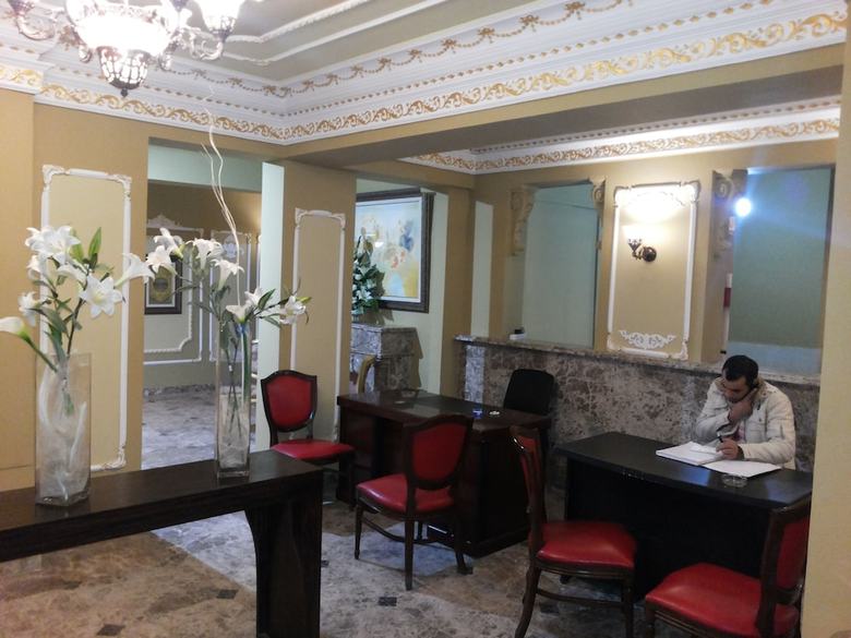 Kanzy Hotel