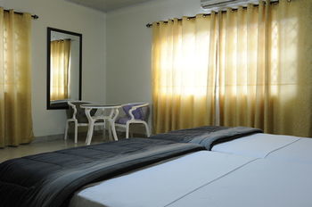 Hotel Mount Pleasant Inns & Apartment