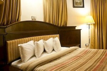 Hotel Sonant Court