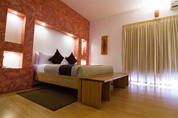 Bed & Breakfast La Villa Boutique Hotel