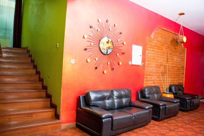 Hotel Karen Inn And Suites
