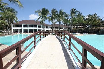 Hotel Emrald Flamingo Beach Resort & Spa