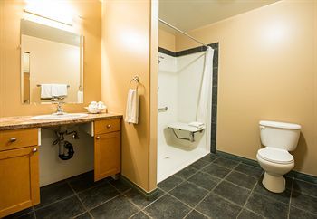 Hotel Podollan Inn Rez-idence Fort Mcmurray