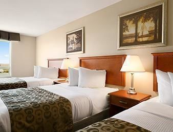 Hotel Ramada Clairmont/grande Prairie