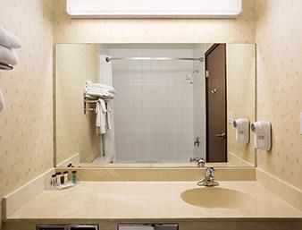 Hotel Ramada Clairmont/grande Prairie