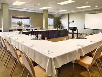 Hotel Ramada Clairmont/grande Prairie