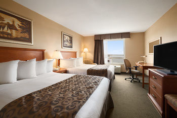 Hotel Ramada Clairmont/grande Prairie