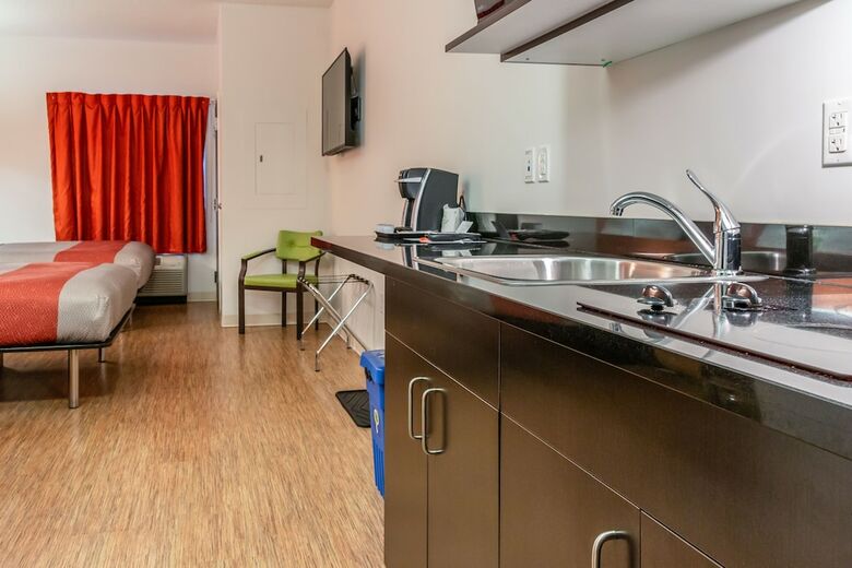 Motel 6 Headingley-winnipeg West