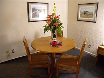 Norwood Hotel