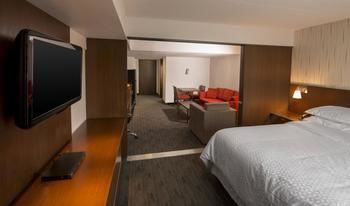 Hotel Four Points By Sheraton Winnipeg International Airport