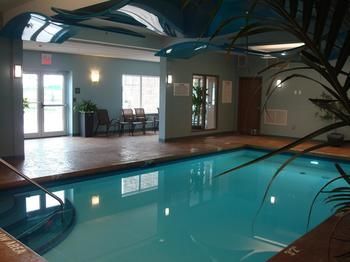 Best Western Plus Walkerton East Ridge Hotel