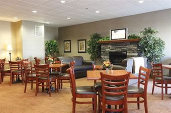Pomeroy Inn & Suites Hotel