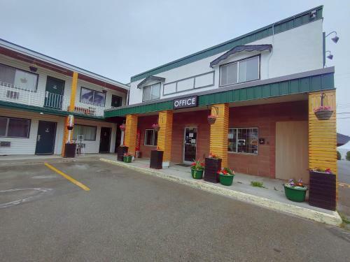 Motel Kootenay Country Inn