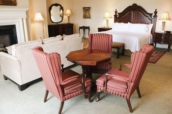 Aparthotel Riverbend Inn And Vineyard