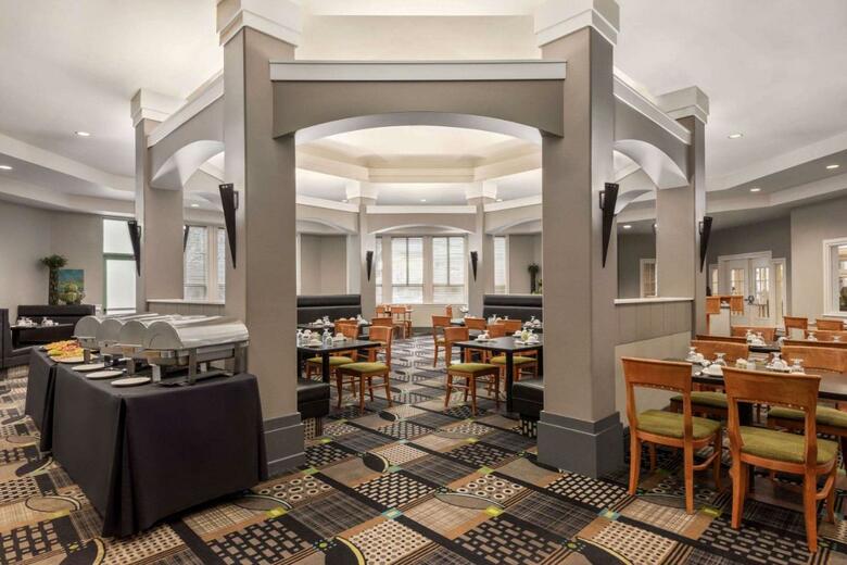 Executive Royal Hotel Regina
