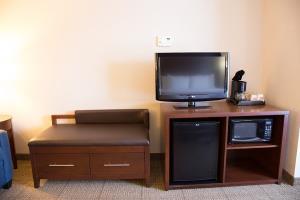 Hotel Comfort Suites Fultondale