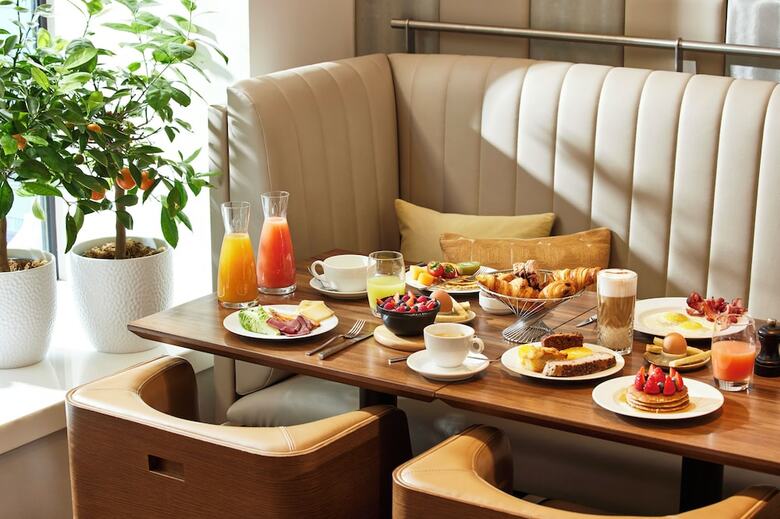 Hotel Sofitel Arc De Triomphe