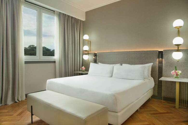 Hotel NH Buenos Aires Crill�n