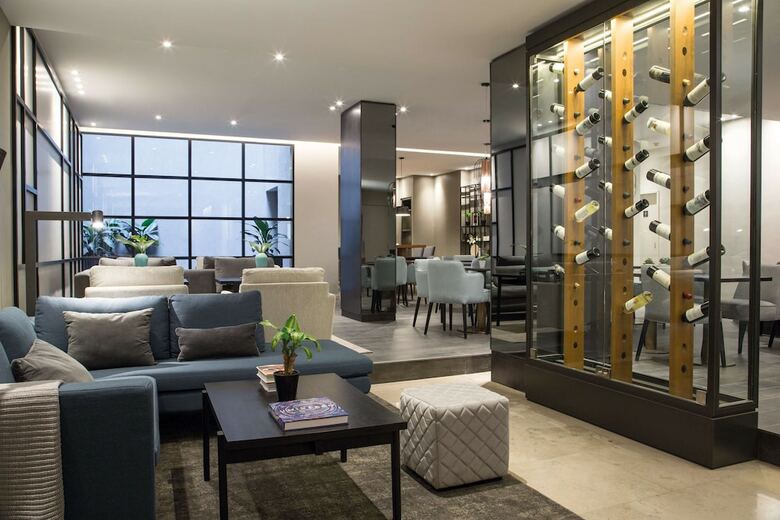 Hotel NH Buenos Aires Crill�n