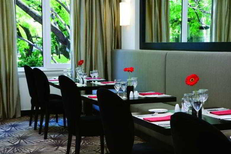 Hotel NH Buenos Aires Crill�n