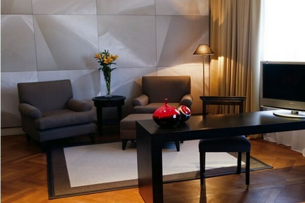 Hotel NH Buenos Aires Crill�n